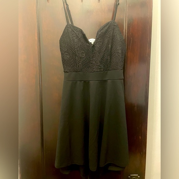 Francesca's Collections Dresses & Skirts - Black Mini Skater Dress